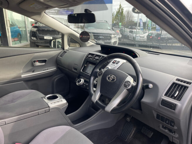 2012 Toyota Prius ALPHA HYBRID image 299558