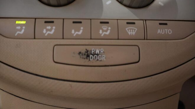 2005 Toyota Porte X Cheap Runner image 302693