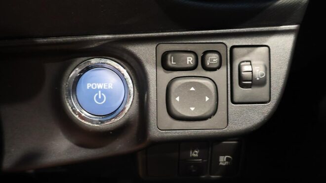 2017 Toyota Aqua S Model, Push Start, Low KMS image 318180