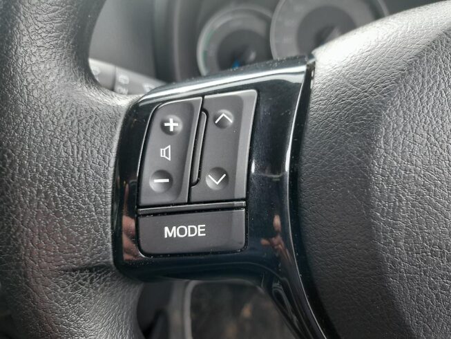 2018 Toyota Vitz Hybrid F Safety Edition, Push Start image 299363