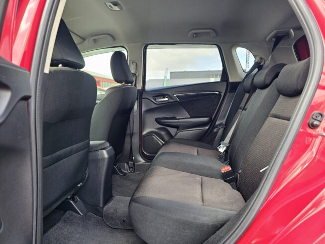 2015 Honda Fit Hybrid F-Package image 299491