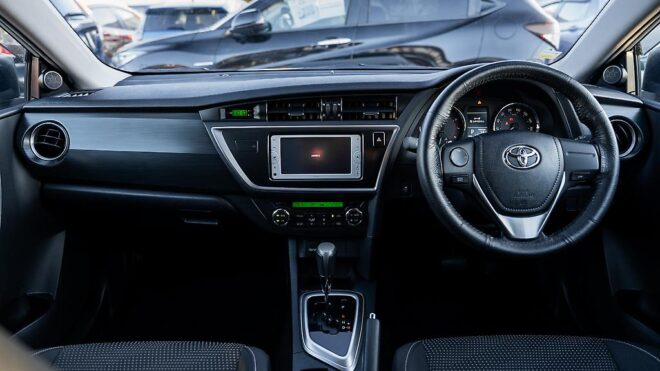 2013 Toyota Auris 180G S Package TRD Kit image 300335