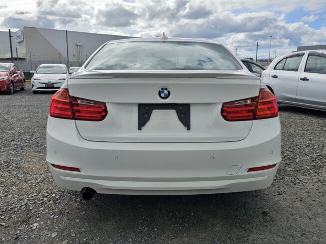 2012 Bmw 3 Series Body Kit, M Sport Wheels image 299696