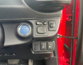 2014 Toyota Aqua G Model, Push Start, Reverse camera, Low KMS Facelift Model image 300408