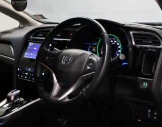 2015 Honda Shuttle Hybrid Z, Heated Seats, Reverse Camera image 302112