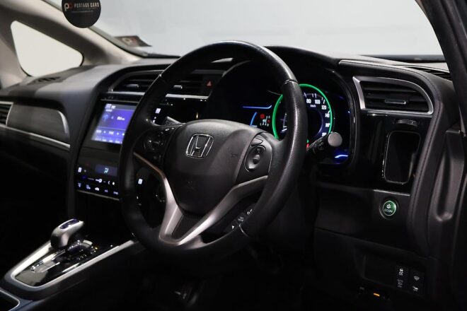 2015 Honda Shuttle Hybrid Z, Heated Seats, Reverse Camera image 302112
