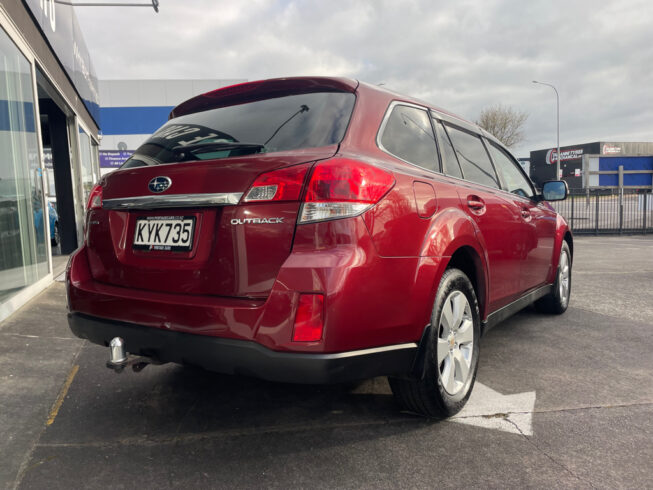 2009 Subaru Outback 4WD with leather image 299534