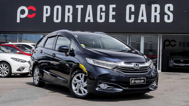 2015 Honda Shuttle Hybrid Z, Heated Seats, Reverse Camera image 312400