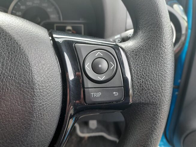 2018 Toyota Vitz Hybrid F Safety Edition, Push Start image 299364