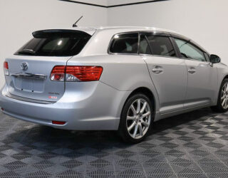 2013 Toyota Avensis Wagon Li image 303323