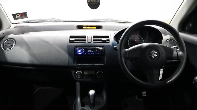 2005 Suzuki Swift Fuel Economical Run Around image 302412