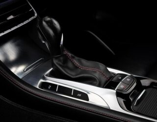 2022 Mg Hs 2.0PT/4WD/6AT EXCITE Tints image 302881