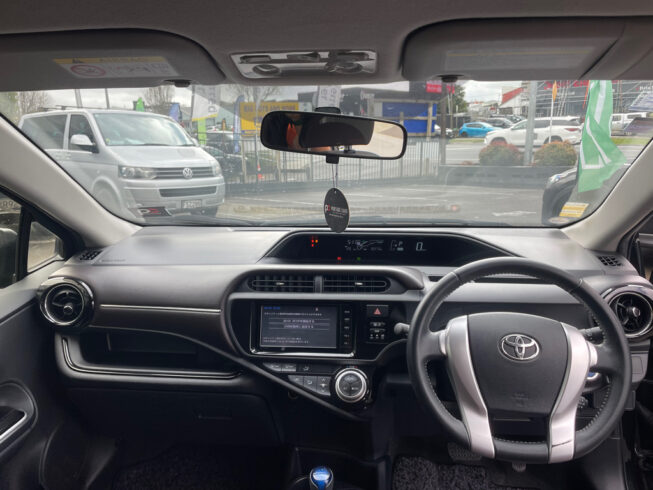 2015 Toyota Aqua G model , Push Start image 300583