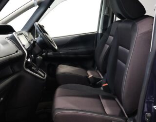 2017 Nissan Serena Highwaystar V Selection Hybrid, Dual Power Sliding Doors image 303125