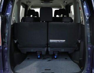2017 Nissan Serena Highwaystar V Selection Hybrid, Dual Power Sliding Doors image 303123