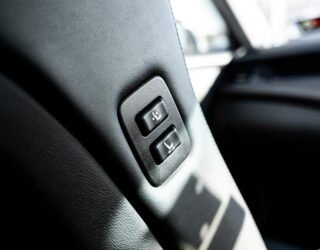 2010 Toyota Crown Leather package, Athlete image 300671
