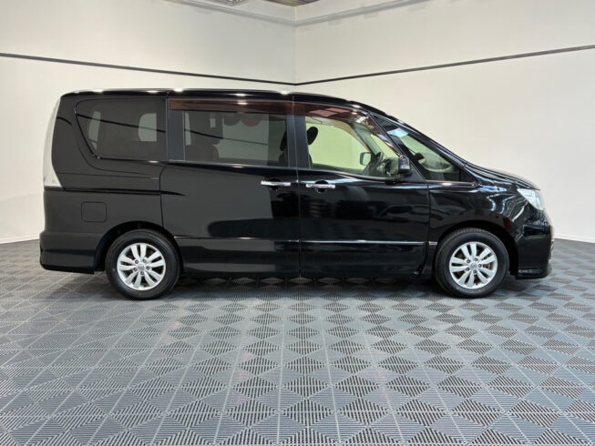 2012 Nissan Serena Rider Autech Black Line image 302344