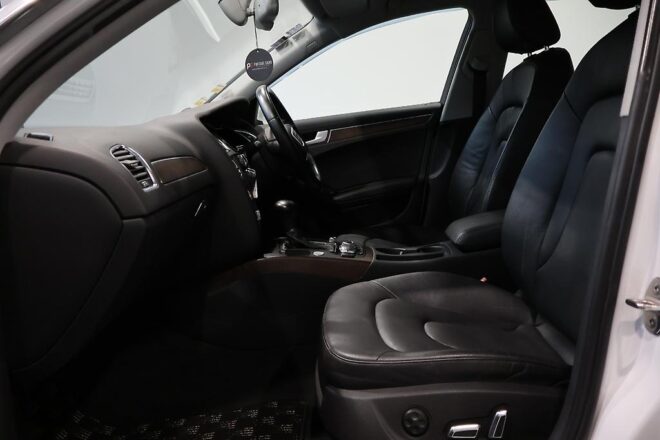 2012 Audi A4 Avant 2.0TFSI, Leather/ Heated Seats image 302285