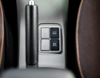 2012 Toyota Aqua G model , Push Start, Reverse Camera image 300094