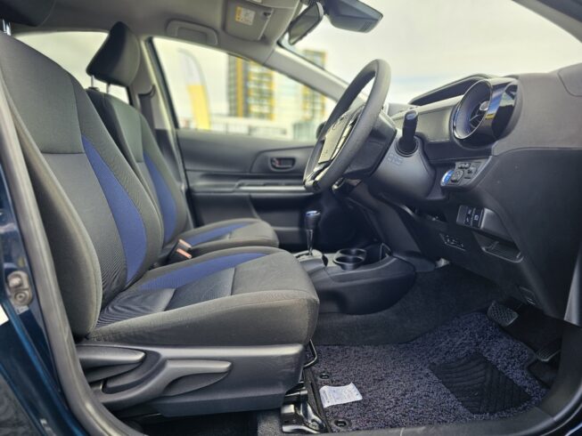 2017 Toyota Aqua S Model, Push Start, Low KMS image 299738