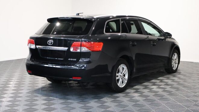 2013 Toyota Avensis Wagon Xi Low KMS image 302800