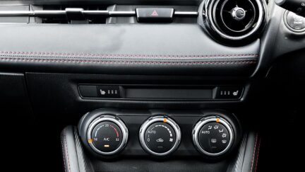 2016 Mazda Demio 13S Skyactiv, Push start image 316735