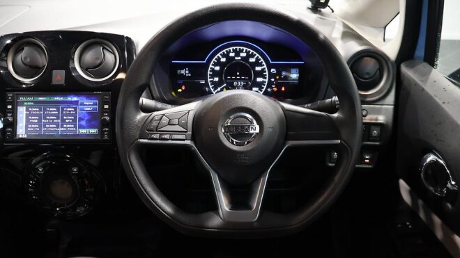 2016 Nissan Note e Power X Low KMS, Body Kit image 303039