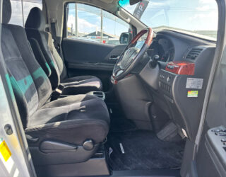 2010 Toyota Vellfire 2.4Z Alloy Wheels image 301131