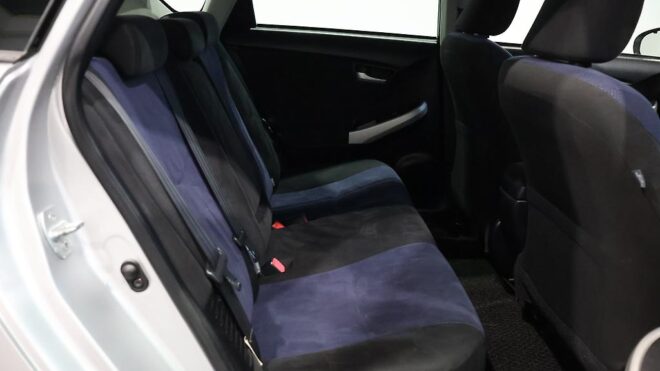 2014 Toyota Prius S Model, Low KMS, Alloy Wheels image 302847