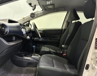 2015 Toyota Aqua Push Button Start – Facelift image 301866