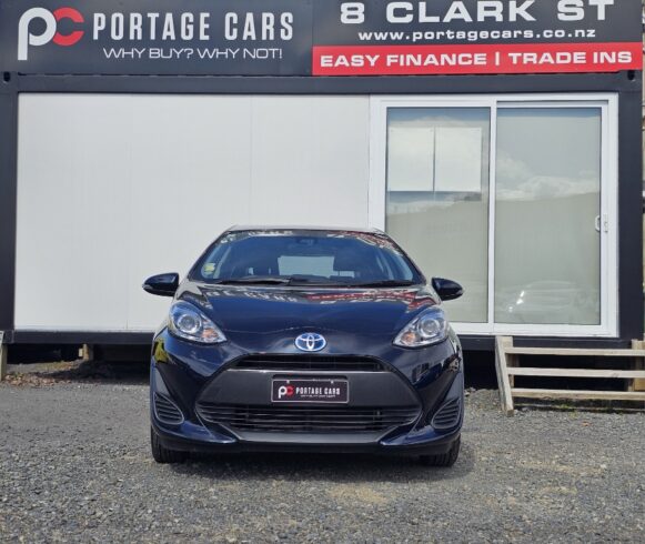 2017 Toyota Aqua S Model, Push Start, Low KMS image 299731