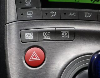 2014 Toyota Prius S Model, Low KMS, Alloy Wheels image 302856