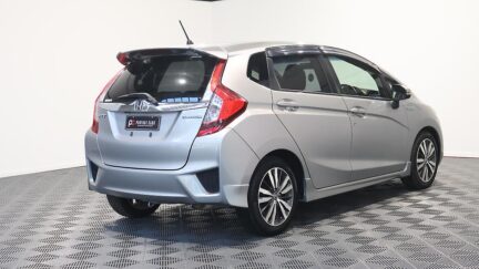 2014 Honda Fit Hybrid S-Package image 306945