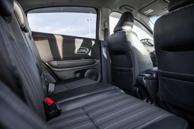 2014 Honda Vezel Hybrid Z  ,Half Leather, Cruise control image 300154