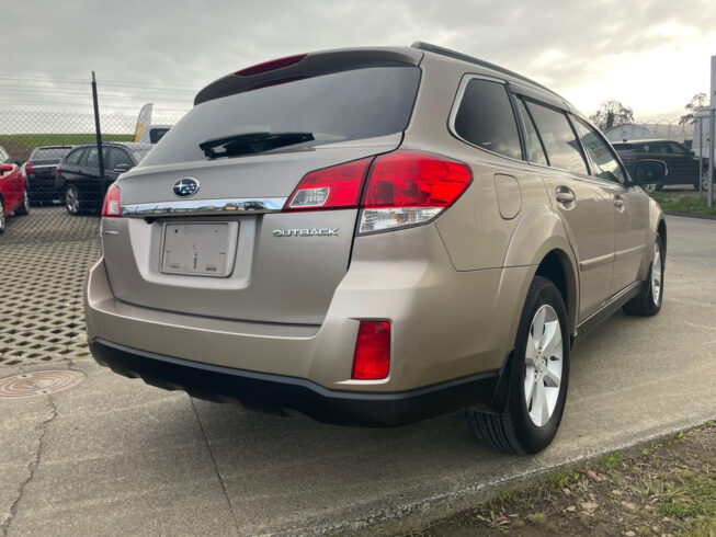 2012 Subaru Outback 2.5i Eyesight AWD image 301221