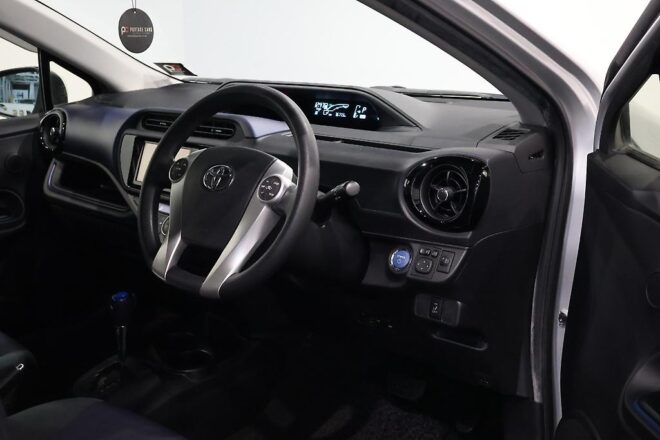 2015 Toyota Aqua S Model, Push Start image 302151