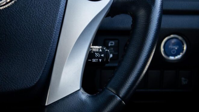 2014 Toyota Sai G Model, Reverse camera, Heated seats , image 308606