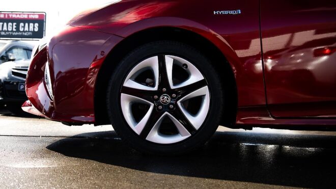 2016 Toyota Prius A Touring Selection, Top G Spec image 300186