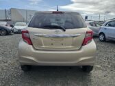 2016 Toyota Vitz F model image 299678