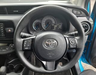 2018 Toyota Vitz Hybrid F Safety Edition, Push Start image 299358