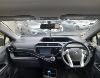 2015 Toyota Aqua X-Urban, Low Kms image 303052