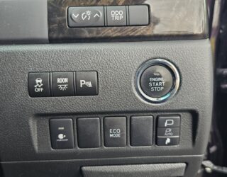 2012 Toyota Vellfire 2.4Z G Edition, Leather Seats image 300844