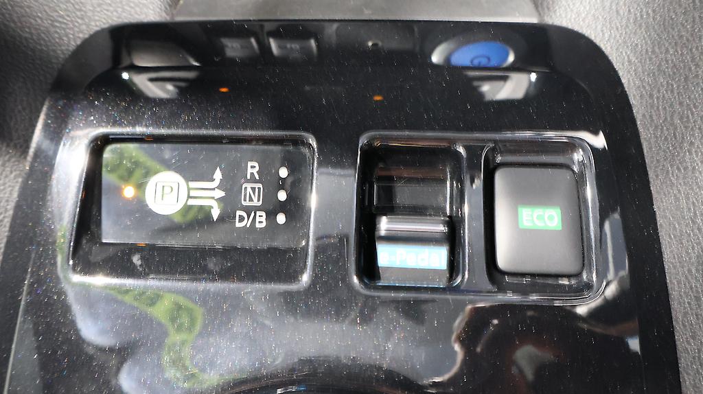 2017 Nissan Leaf X Model Low KMS 84% SOH image 314445