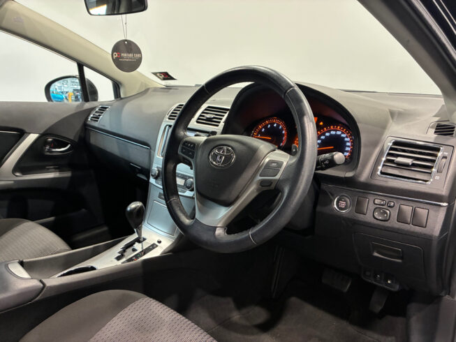 2013 Toyota Avensis Wagon Xi image 302488