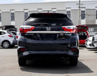 2015 Honda Shuttle Hybrid Z, Heated Seats, Reverse Camera image 312403