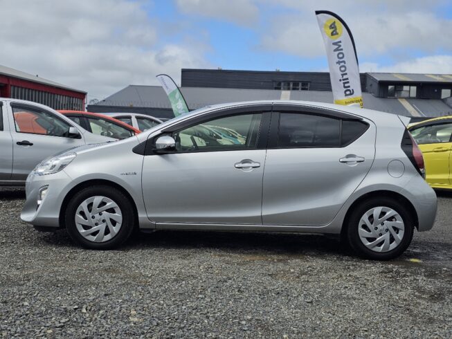2016 Toyota Aqua S Model, Low Kms, Push Start image 300920