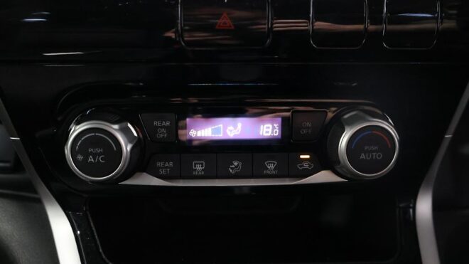 2017 Nissan Serena Highwaystar V Selection Hybrid, Dual Power Sliding Doors image 303136