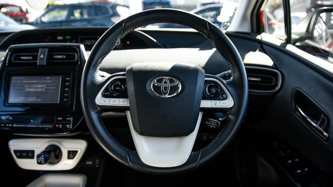 2016 Toyota Prius A Touring Selection, Top G Spec image 300185