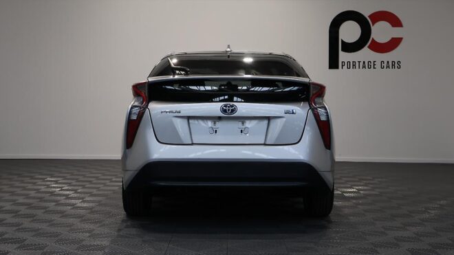 2018 Toyota Prius S Model, Cruise Control & Lane Departure Warning image 303102