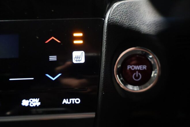 2015 Honda Shuttle Hybrid Z, Heated Seats, Reverse Camera image 302118